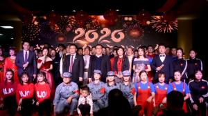 「只爭朝夕，不負韶華」河南三建集團2020新春團拜會隆重舉行！